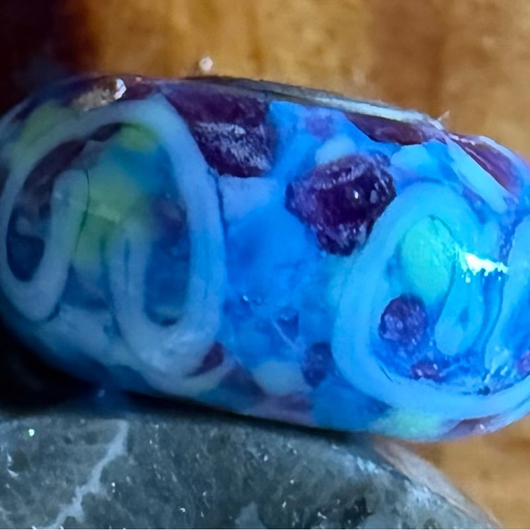 Trollbeads Multi-Colored Bead - Picture 3 of 8